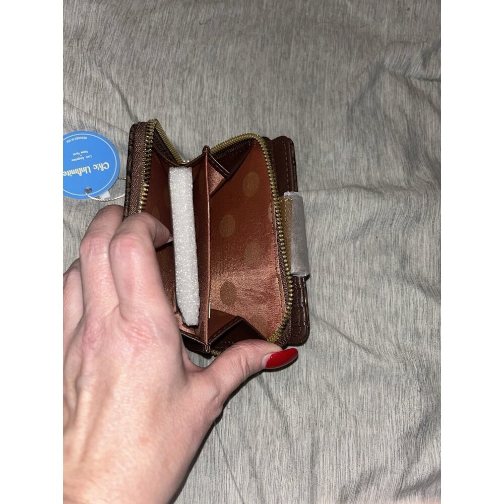 Chic Unlimited Brown Full Zip Around Inner Pocketed Casual Small Wallet - Picture 4 of 5